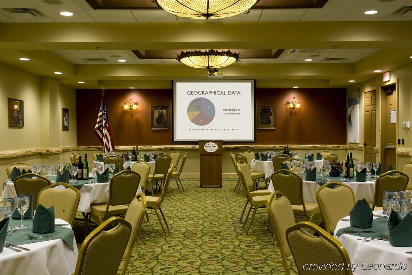 Hope Lake Lodge & Indoor Waterpark Cortland Restaurant foto
