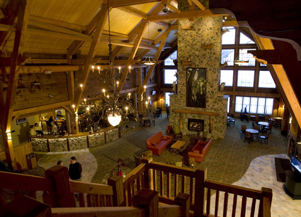 Hope Lake Lodge & Indoor Waterpark Cortland Exterior foto